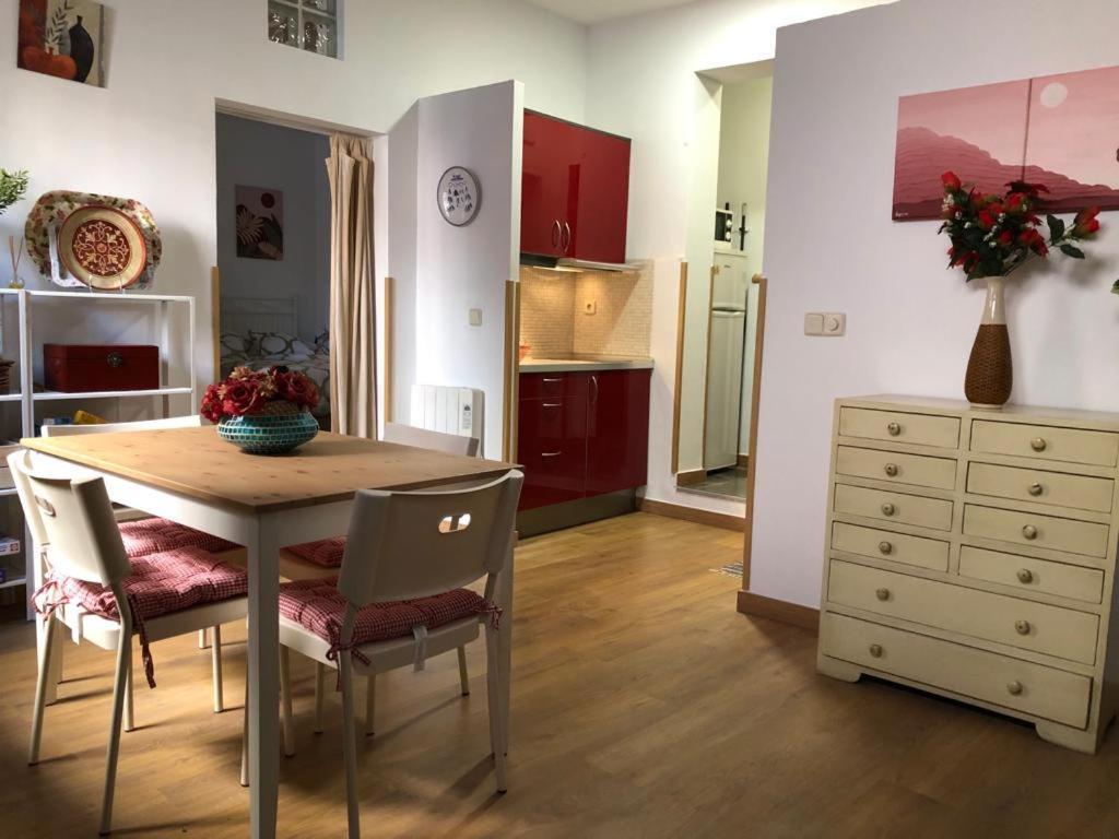 Apartamento Lavapies Al Lado Del Rastro Madrid Dış mekan fotoğraf