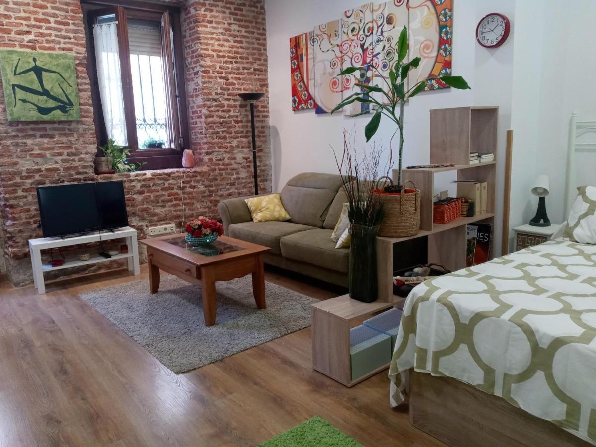 Apartamento Lavapies Al Lado Del Rastro Madrid Dış mekan fotoğraf
