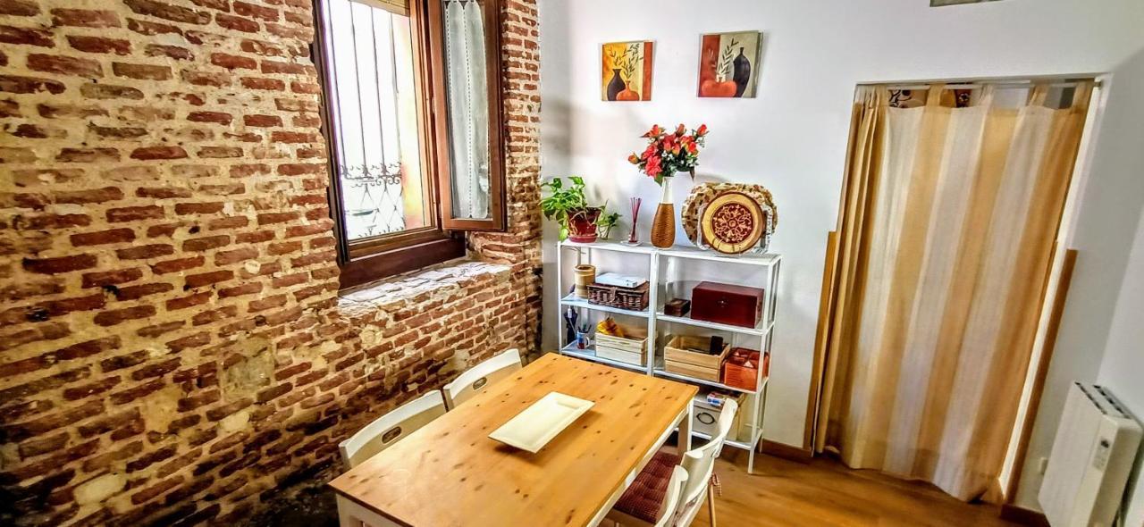 Apartamento Lavapies Al Lado Del Rastro Madrid Dış mekan fotoğraf